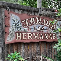 Jardín Las Hermanas logo