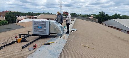 Instalación de sistemas de enfriación evaporativa image2